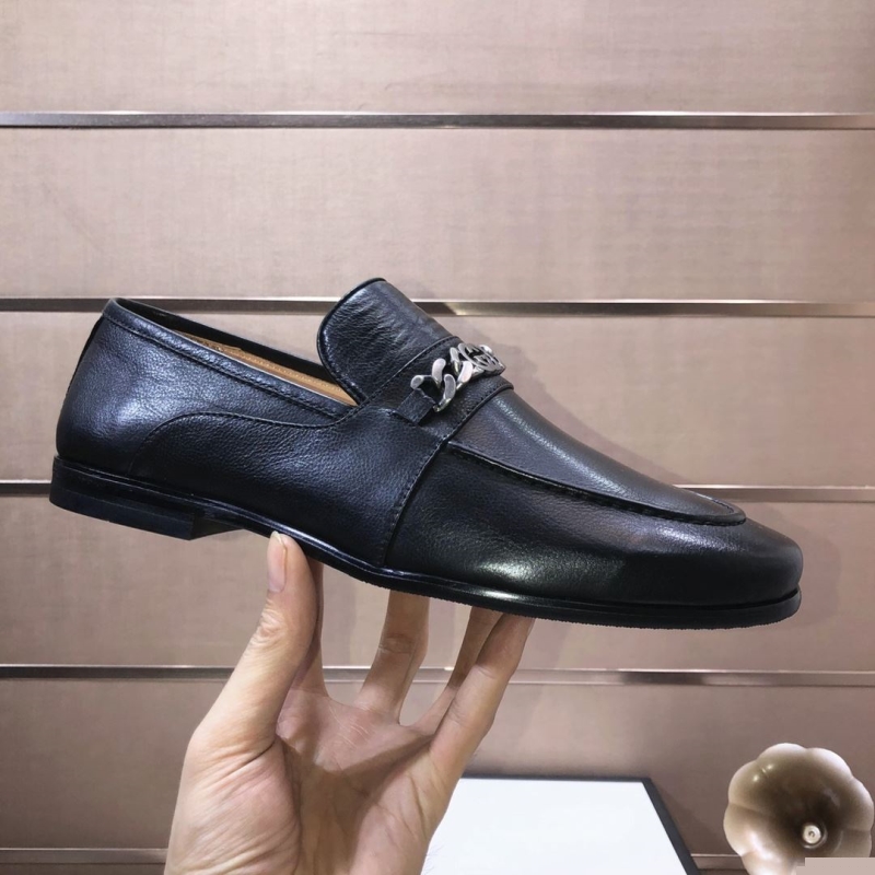 G*u*i leather shoes